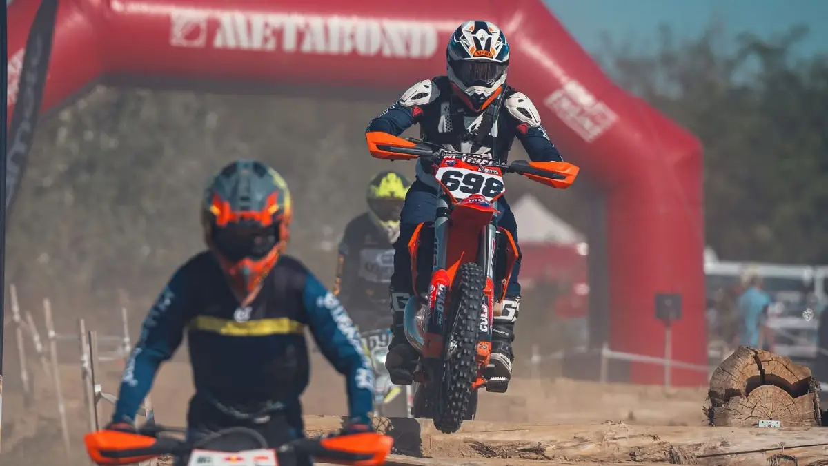 Jogg Balázs endurocross Écs Rábaring - Ipari Marketing