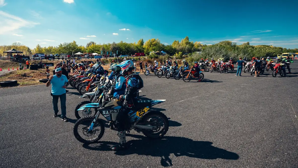 Jogg Balázs endurocross Écs Rábaring rajt előkészítő - Ipari